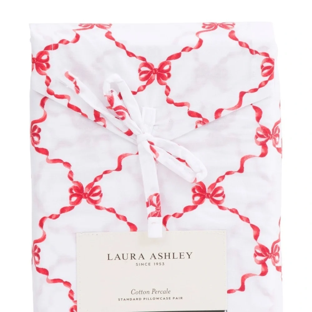 Laura Ashley Christmas Holiday Red Bow Ribbons Sheet Set - Queen